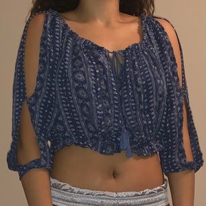 Flowy half-sleeve crop top
